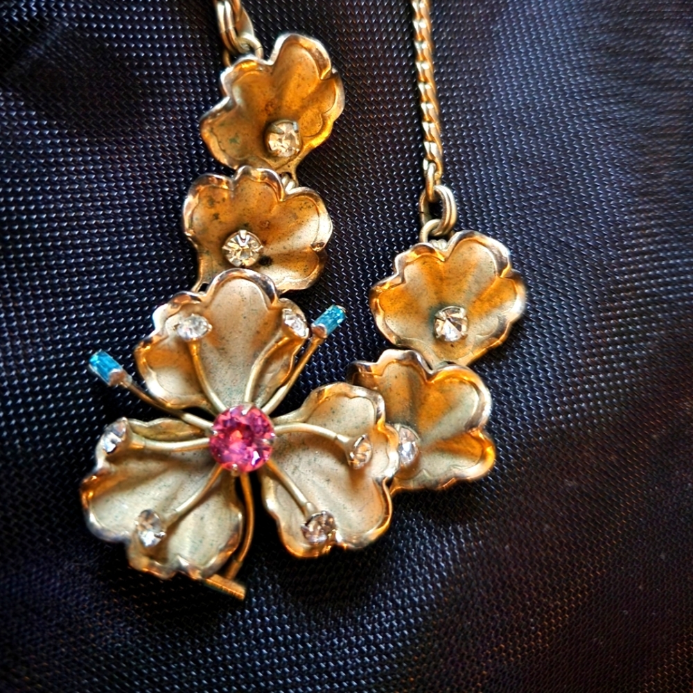 Vintage necklace with stone rhinestones pink and white